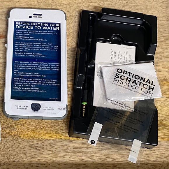 LifeProof NUUD Series case for iPhone 7plus - Picture 14 of 14